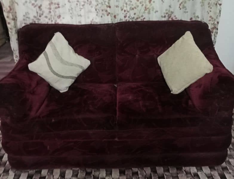 7 seater sofa set in good condition 1