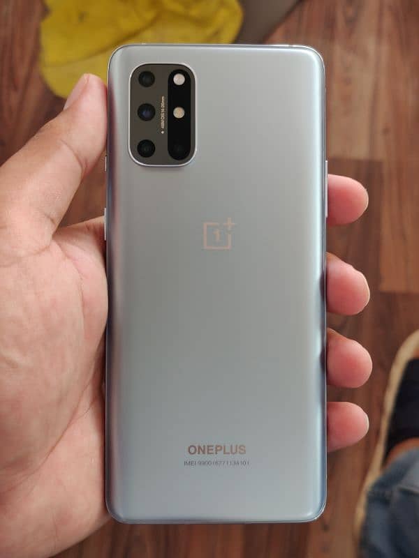 Oneplus 8T  12/256 4