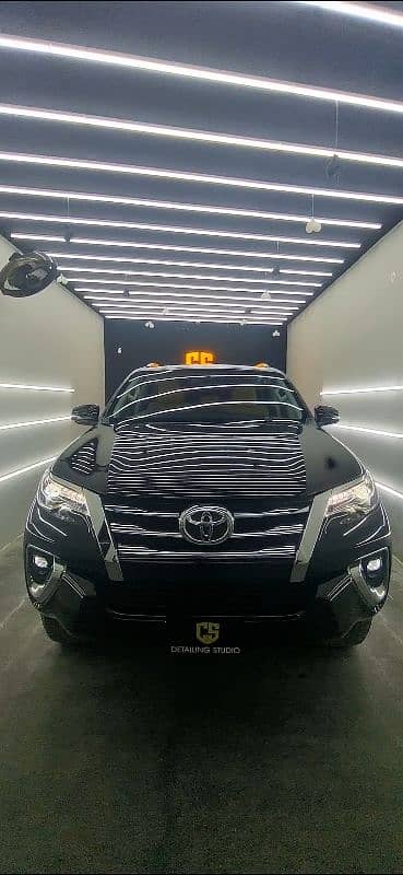 Toyota Fortuner 2021 10