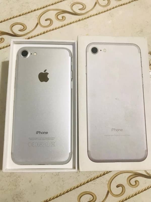 iPhone 7  storge 32 non PTA no open na repair 3