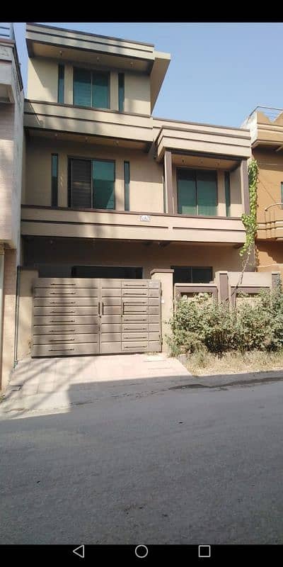 Upper portion for rent 0