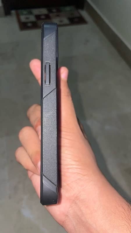 IPHONE 12 PRO CASE 2