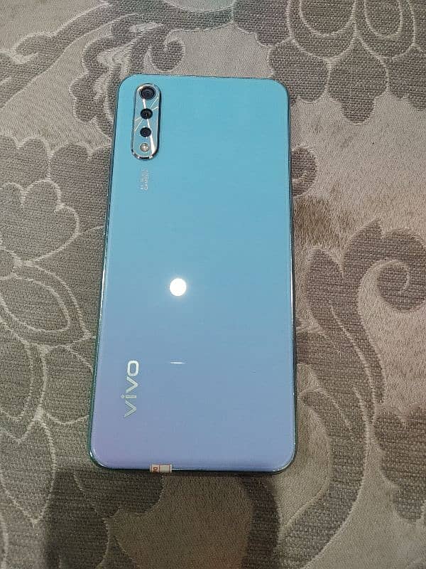 Vivo S1 4