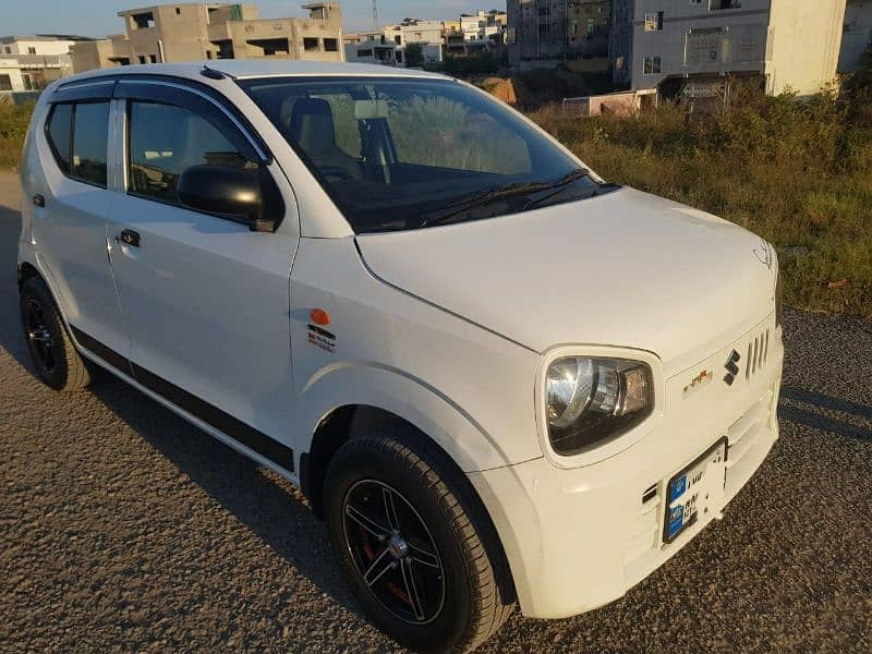 Suzuki Alto 2022 VX Total Genuine Body 4