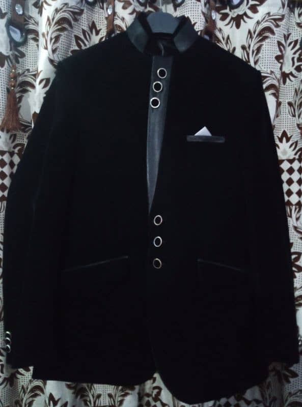 Men Velvet Prince Coat For Sale 0