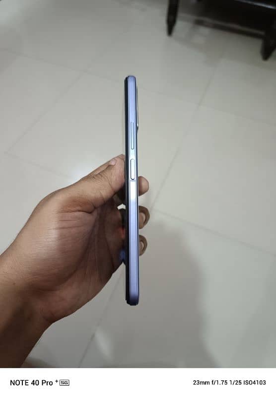 vivo y21T 3