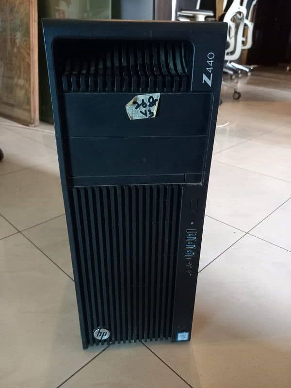 HP Z440 12 core Intel Xeon 2680 7