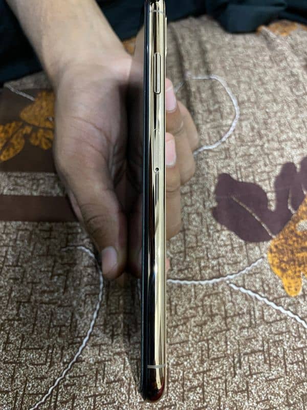 iPhone Xs max 1