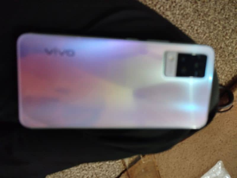 ViVo v21 6