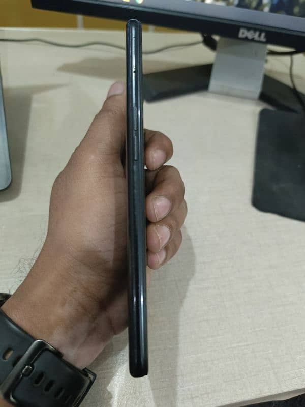 Oppo Reno 3 4