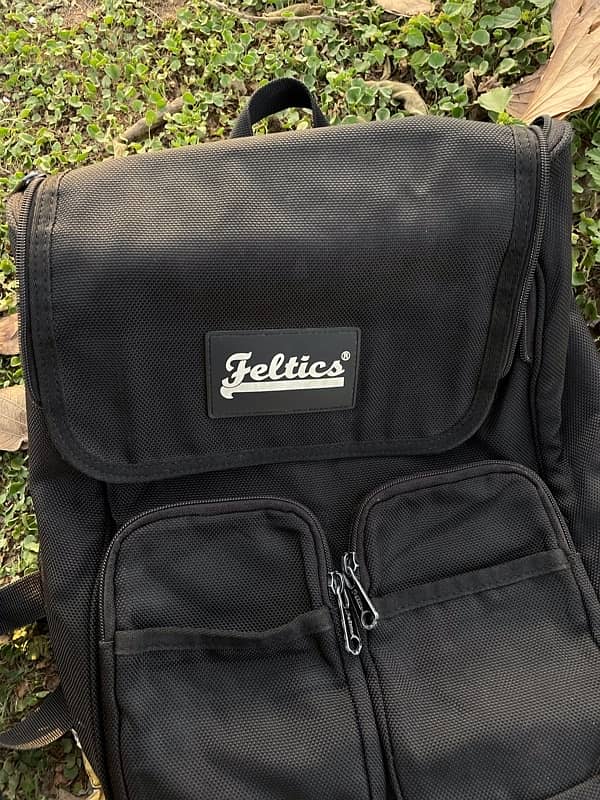 Feltics Bagpack 2