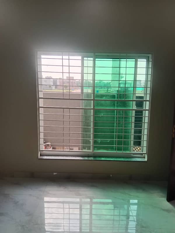 5 Marla Brand New House For Sale In Bahria Town Lahore 4