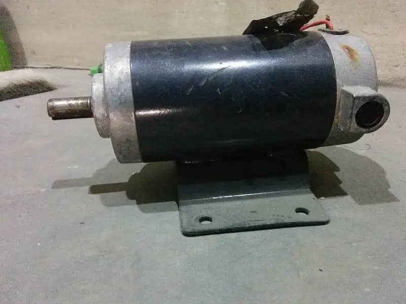 High Power DC Motor Model HSM-8378 2