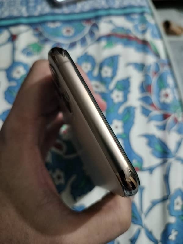 iPhone 11 Pro Max 512gb non pta factory unlock mobile for sale only se 3