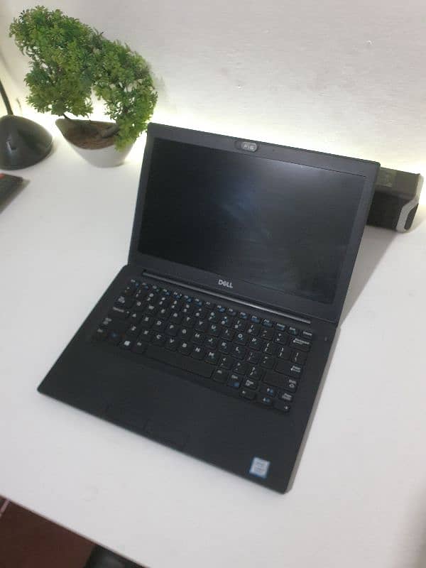 I7 8 gen Dell 7290 at good price 5