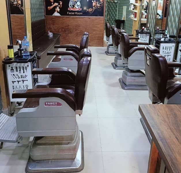 Men salon for sale 0