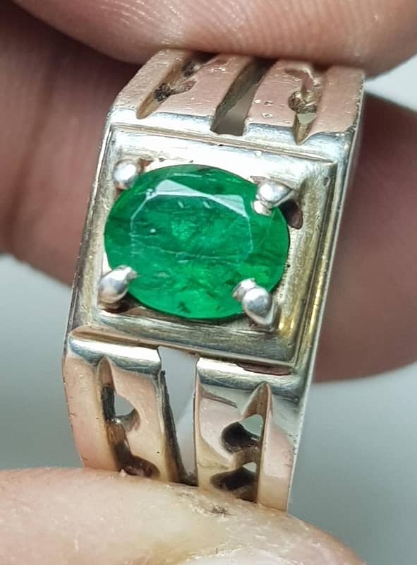 100% Natural Certified Emerald Stone Ring With 925 Sterling Silver 4