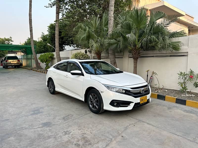 Honda Civic 2020 1.8 Vti Oriel Prosmatec UG NAV 32000km Extraordinary 1