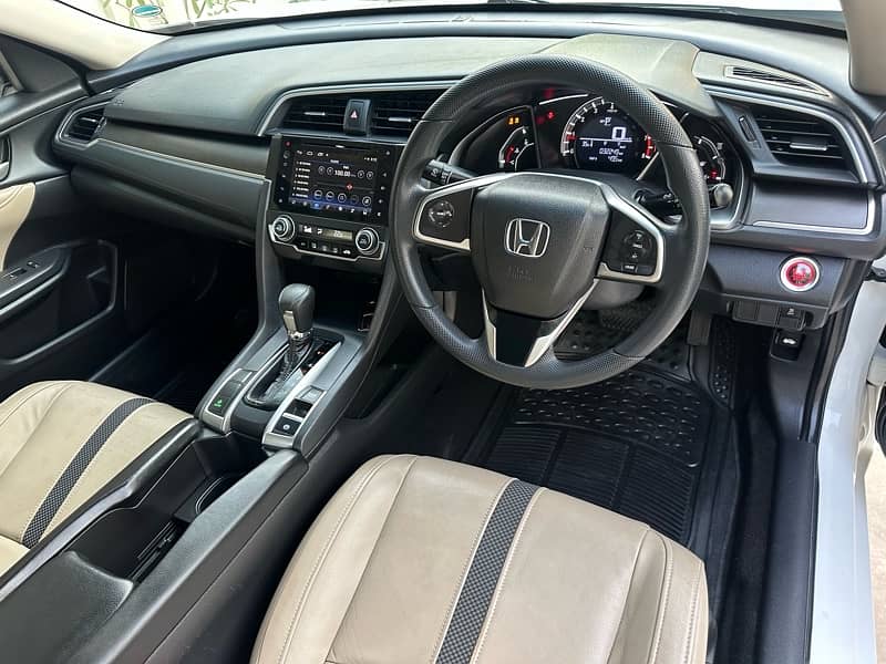 Honda Civic 2020 1.8 Vti Oriel Prosmatec UG NAV 32000km Extraordinary 12