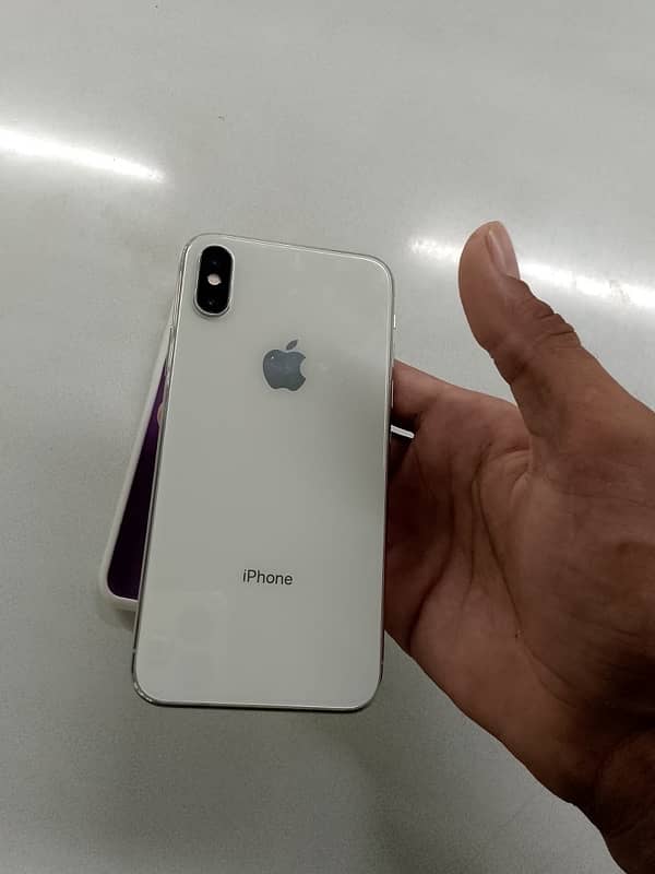 Iphone x 64gb non pta contect watsapp 03094794642 1