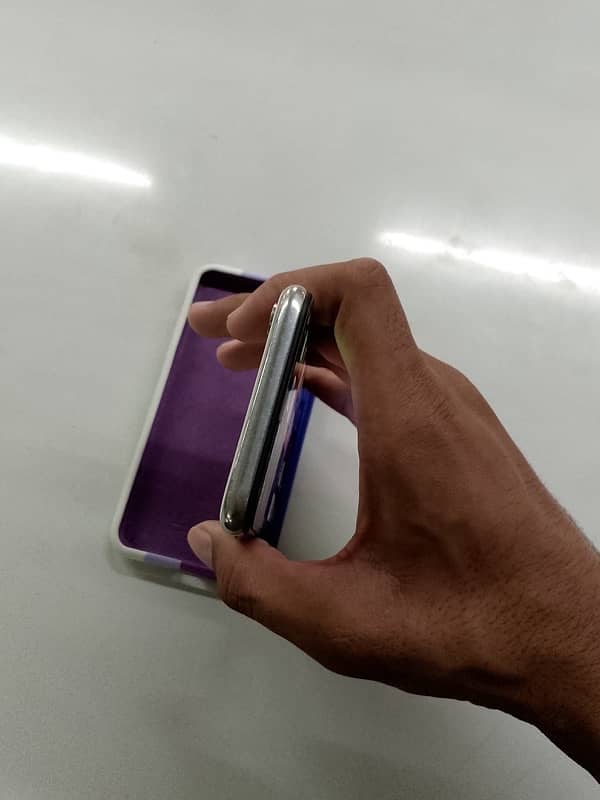 Iphone x 64gb non pta contect watsapp 03094794642 4