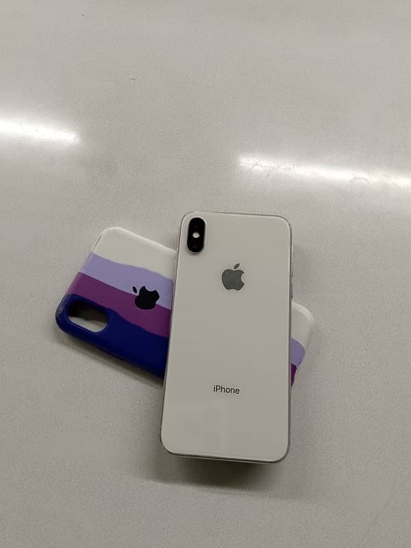 Iphone x 64gb non pta contect watsapp 03094794642 9