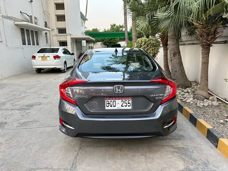 Honda Civic 2019 1.8 Vti Oriel Prosmatec NAV 46000km First Hand NEW 7