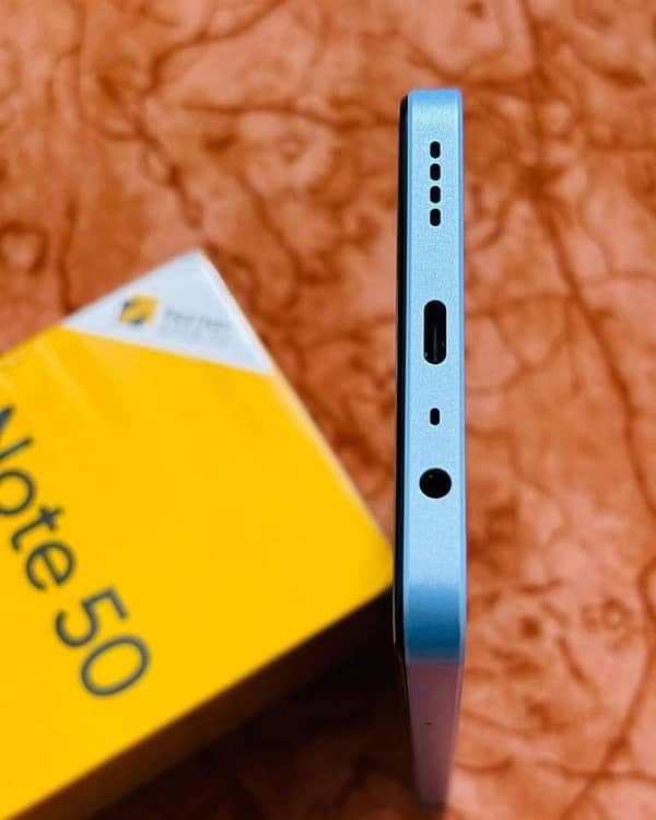 Realme Note 50 4Gb Ram 128Gb  memory  Pta Proved 7