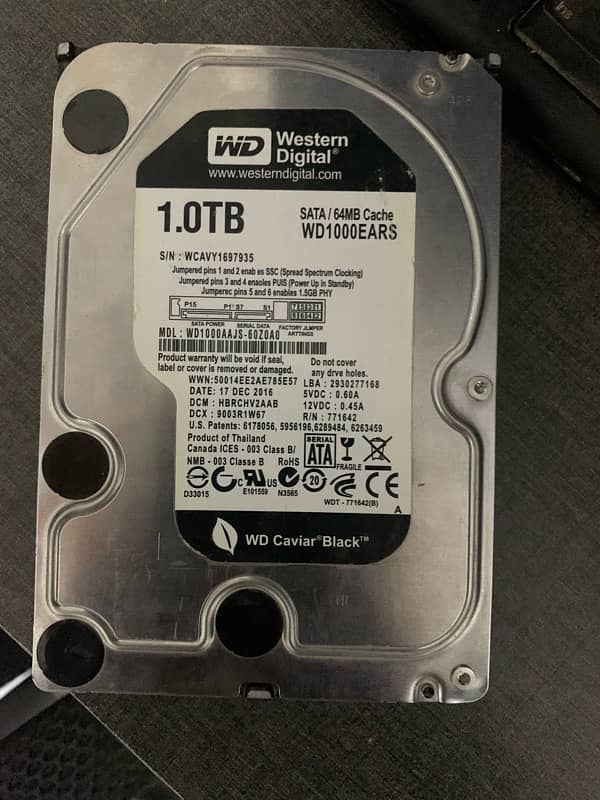 WD BLACK HARD DRIVE 1tb 64mb cache  sata 3 0