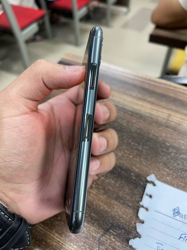 iphone 11 pro 256gb PTA approved 2