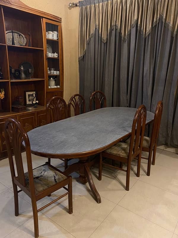 Dining table with 6 chairs 0