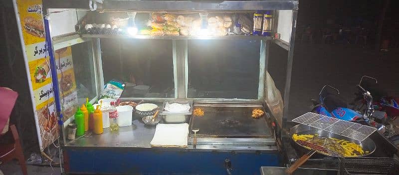 Burger Shawarma Counter 4