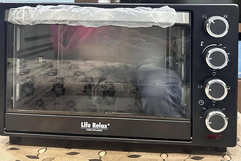 Electric Oven with Rotisserie 1