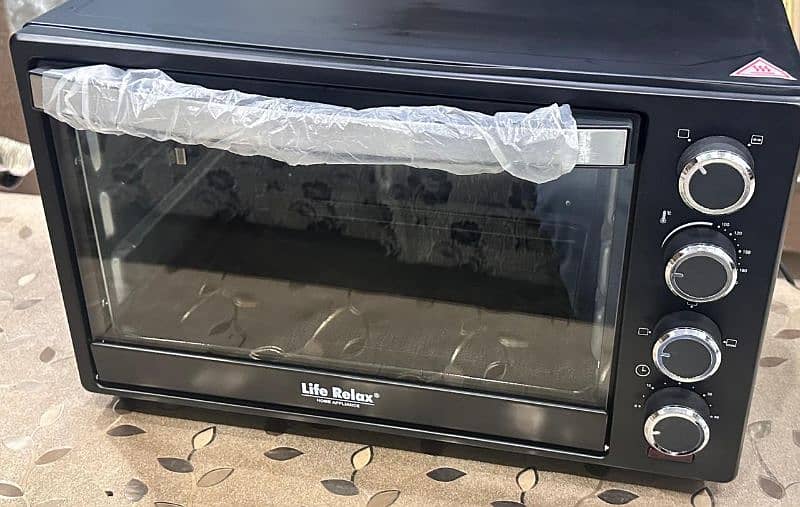 Electric Oven with Rotisserie 2