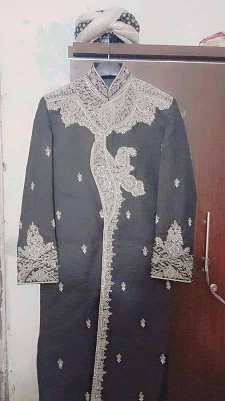 Sherwani only 1 time Used 0-3-0-0 2-5-6-8-2-8-9 1