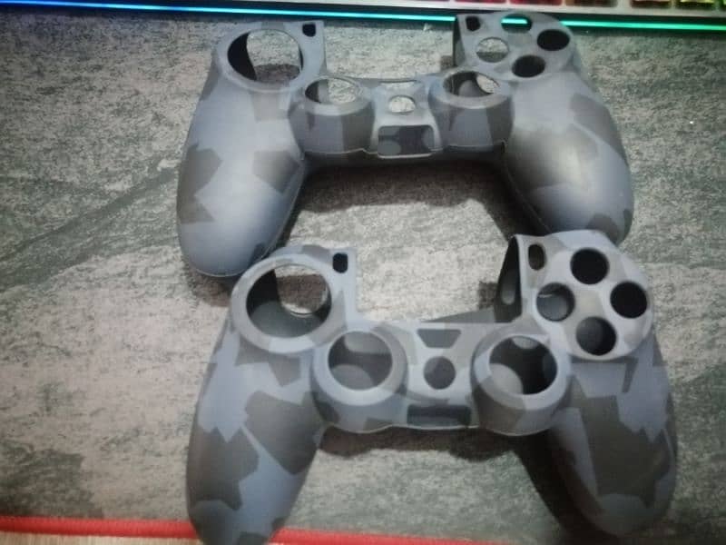 2 PS4 Dual Shock Controller 8