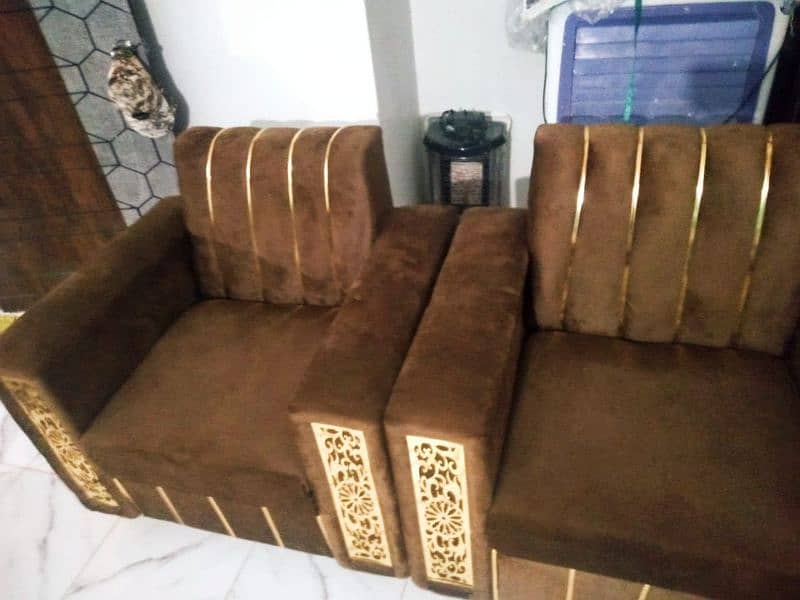 5 Seater Sofa 8