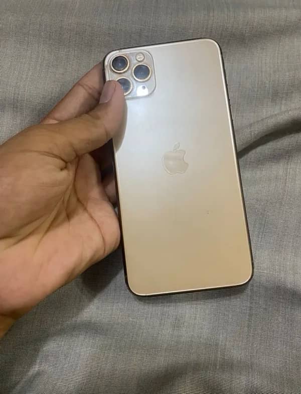 iPhone 11 pro max [Urgent Sale] 2