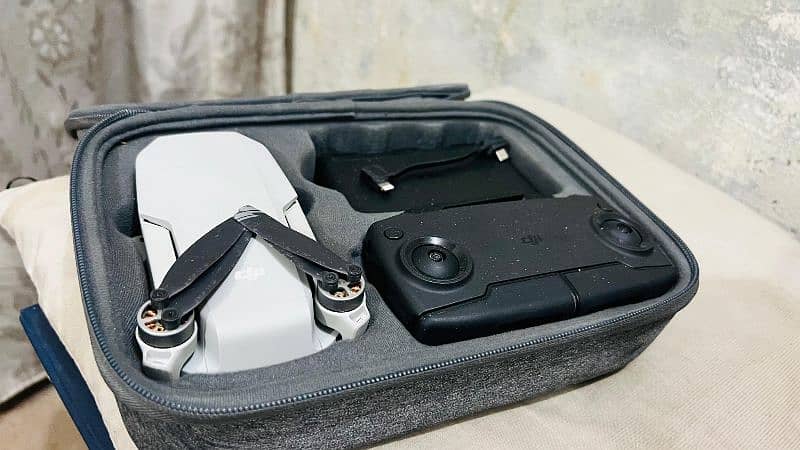 DJI Mavic Mini Comboo fly more 1