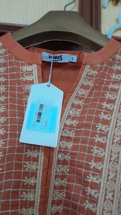 Ideas Khaas branded 3 pc suit with tag only worn once.