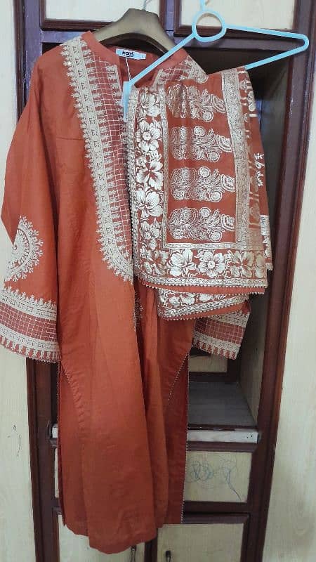 Ideas Khaas branded 3 pc suit with tag only worn once. 1