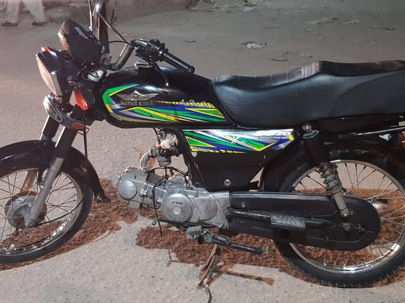 super star 70cc 2022 model Karachi number 5