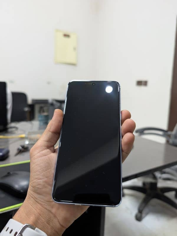 Google pixel 8 pro (Approved) 1