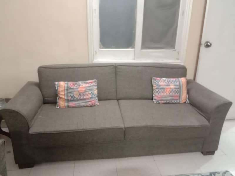 Sofaset Habbit 7 seater urgent sale 1