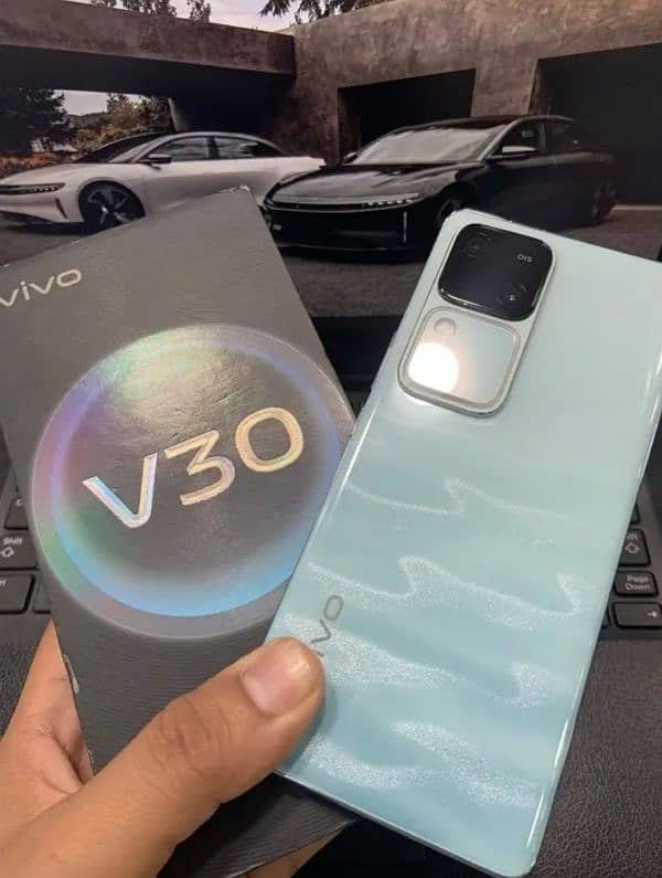 Vivo V30 12/256 Full Box 1