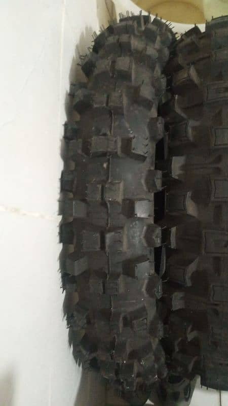 Bridgestone tyre 190/50/17 7