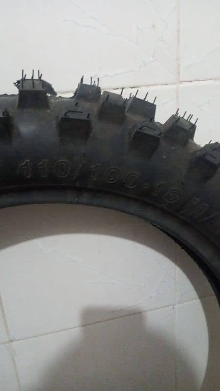 Bridgestone tyre 190/50/17 8