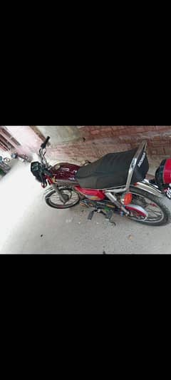 Honda 125 (2009) model 60k fanil 03057511868 urjant sale