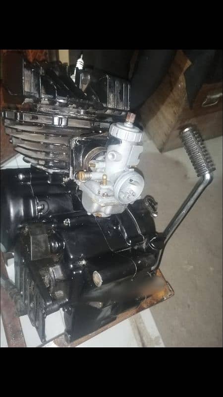 KE 175 complete  engine with corbetter without CDI 8