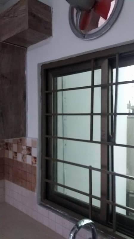 Flat For Sale In Askari 11 - Sector B Lahore 12